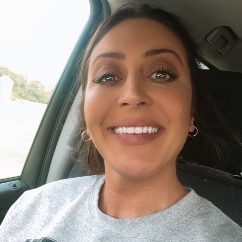 Meet your Posher, Brooke